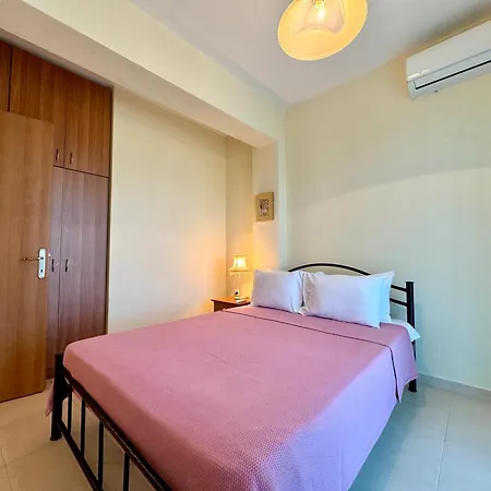 Nyaraló Heliophilia 3-bdrm Maisonette In
