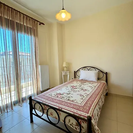 Nyaraló Heliophilia 3-bdrm Maisonette In Néa Fókaia