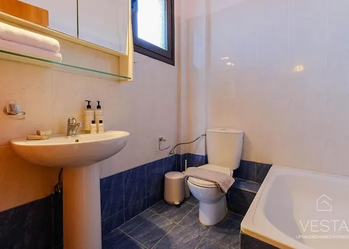 Tatil Evi Heliophilia 3-bdrm Maisonette In Néa Fókaia