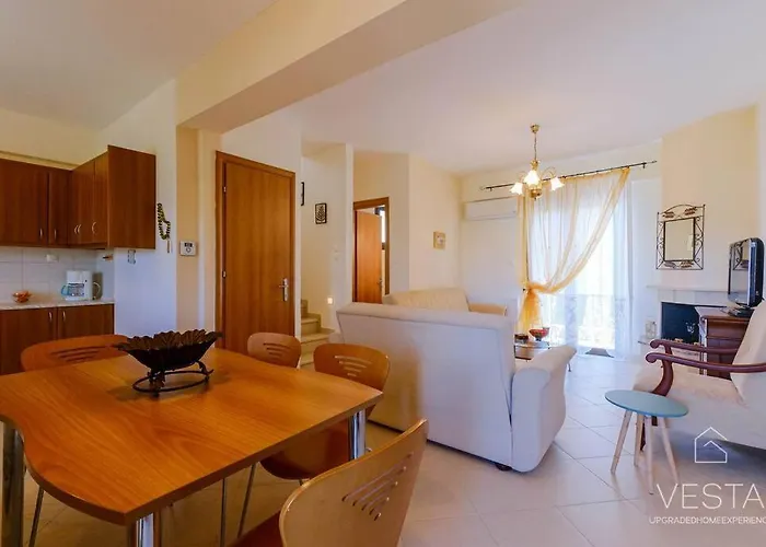 Heliophilia 3-bdrm Maisonette In Tatil Evi