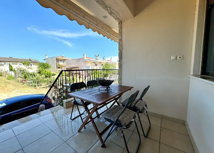 Heliophilia 3-bdrm Maisonette In Tatil Evi Néa Fókaia