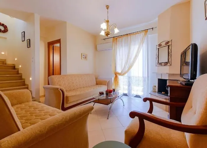 Tatil Evi Heliophilia 3-bdrm Maisonette In
