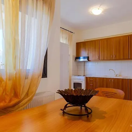Heliophilia 3-bdrm Maisonette In Неа-Фокеа