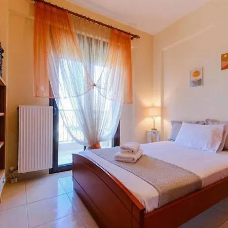Heliophilia 3-bdrm Maisonette In Holiday home *